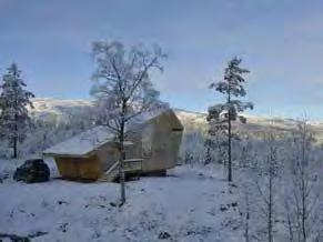 Rina on ihanteellinen takka niin kotiin kuin mökillekin kokonsa puolesta se sopii pieniin tiloihin.