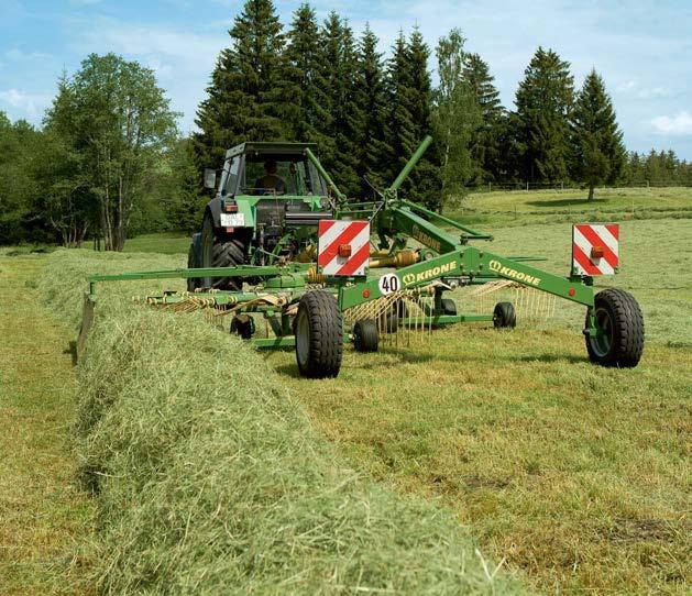 Swadro 807 -karhotin kerää sivukarhon 6,20 metrin leveydeltä, Swadro 809 ja 810 taas 6,80 metrin leveydeltä.