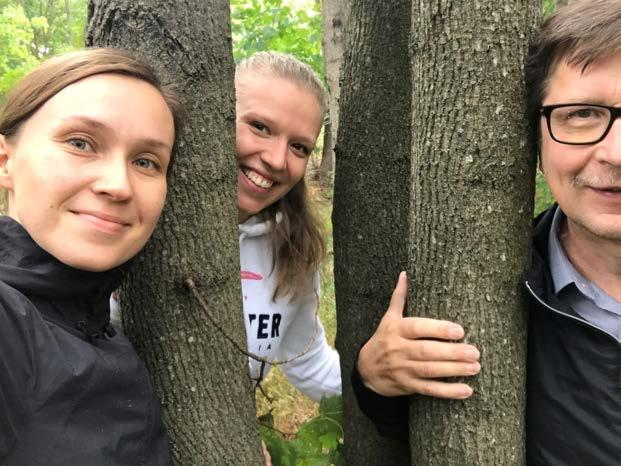 12. KAMPANJAT #puunhalausviikko - Halaa puuta, voi hyvin! Puunhalausviikkoa vietettiin kolmatta kertaa elokuun viimeisellä viikolla 20.-26.8.2018.