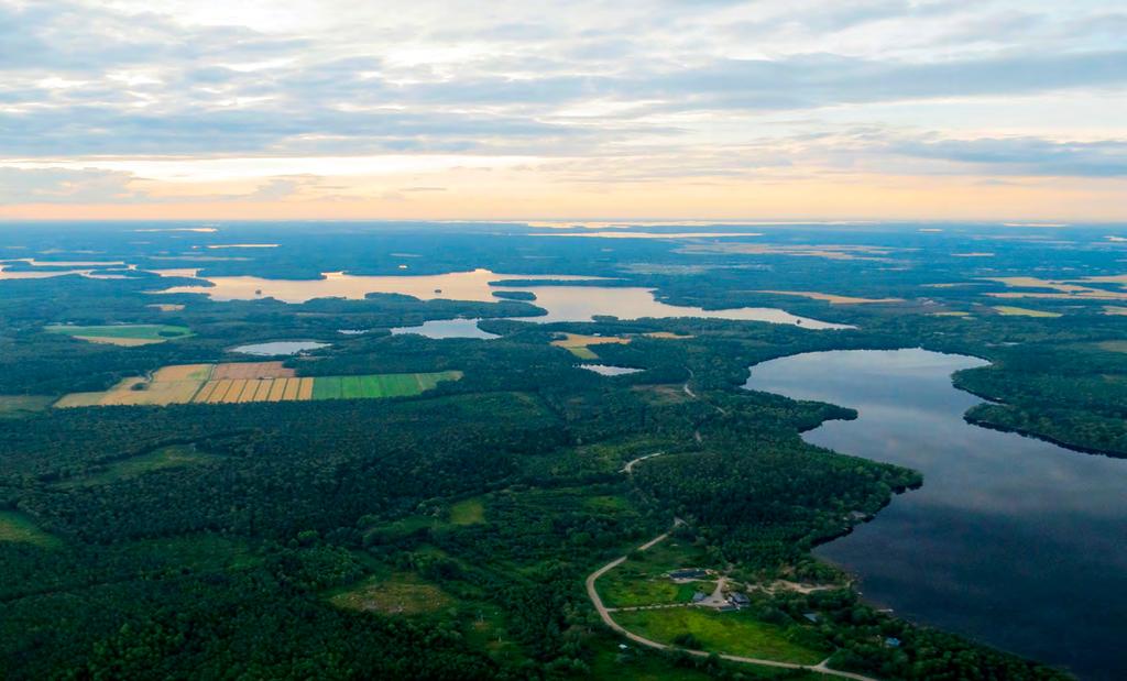 2. Alajärven säännöstely Kuva 2. Alajärven ilmakuva (kuva: Suvi Mäkelä) Alajärveä säännöstellään Katiskosken padolla (kuva 3 ja 4).