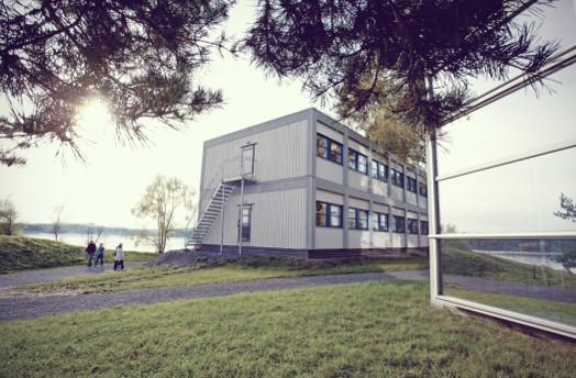 OSITTAISJAKAUTUMISEN PERUSTEET Eriyttäminen osittaisjakautumisella Liiketoimintapotentiaalin hyödyntäminen Cramon halitus on päättänyt tähdätä Siirtokelpoiset tilat-liiketoiminnan (Cramo Adapteo)