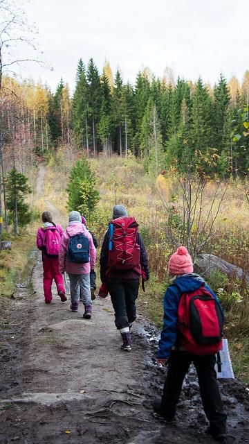 Päiväleiripassi tulee ostaa myös 0-3 -vuotiaalle, vaikka sen hinta on 0 euroa, sillä ruuat tilataan ostettujen passien määrän mukaan.