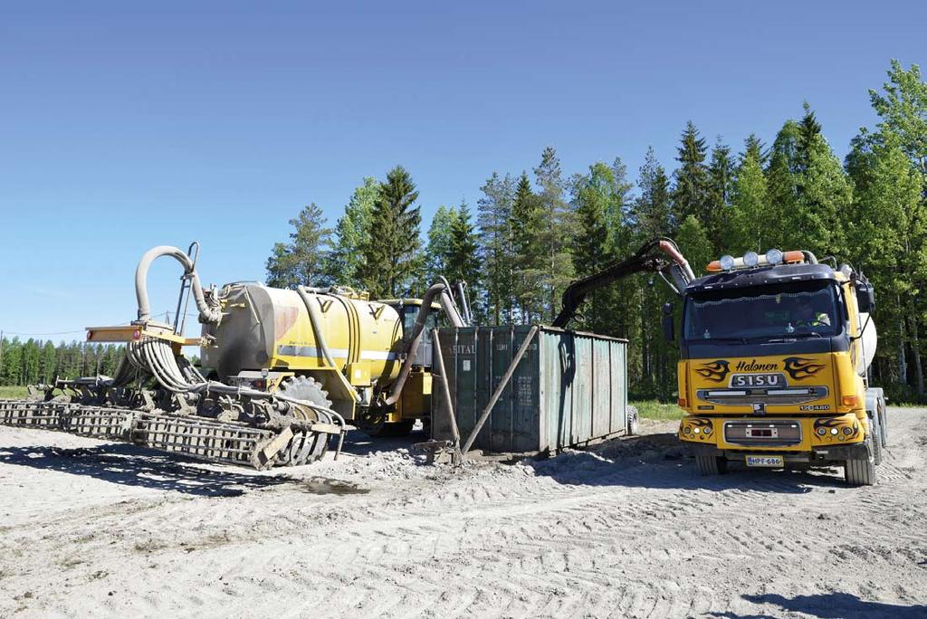 Jo minuu n, kahden ajansäästö kuormaa koh tarkoi aa isojen lantamäärien ollessa kyseessä vuositasolla jopa kokonaista työpäivää.