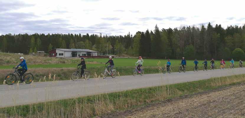 VALPPERI Myytävät tontit PAIJULA KOLJOLA VALPPERI NUMMI MODERNISSA KOULUSSAMME ON TUTTUA DIGI, JA VINHASTI VIRTAA VÄLILLÄ HIKI.