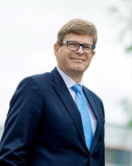 automaatiosuunnittelupäällikkö, tuotekehityspäällikkö, teknologiapäällikkö. s. 1965, teknikko, EMBA johtaja, markkina-alue EMEA 14.3.