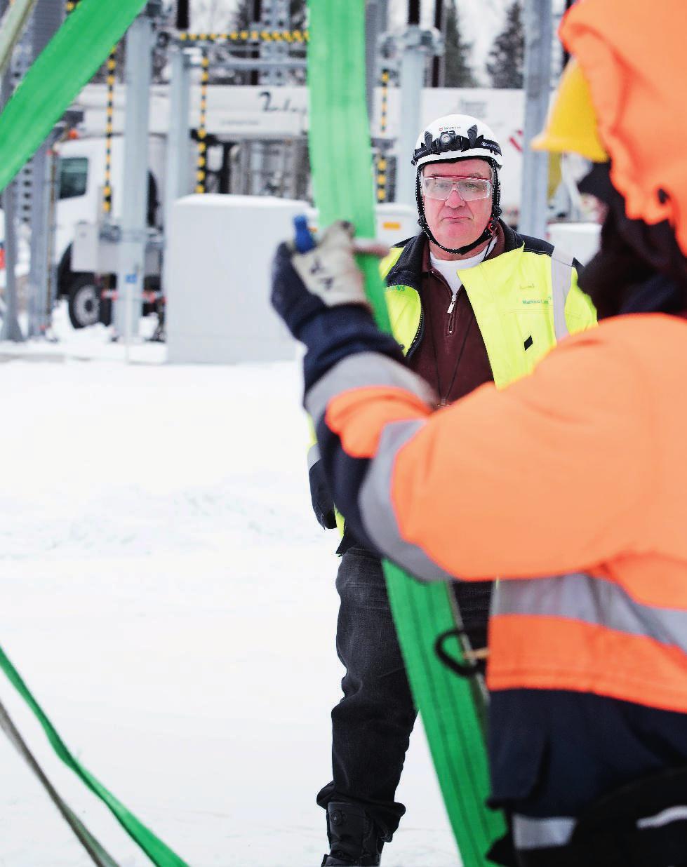 TYÖMAALLA Olkiluodon sähköasemalla tapaturmilta on tähän mennessä vältytty.