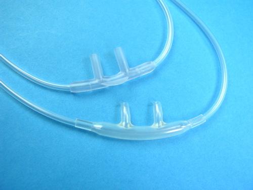 Cannula for Oxygen Therapy FI 180411 Happiiviikset Happiviikset, joissa suorat tai kaarevat sierainosat. Virtaus 6 l/min saakka. Taittumaton, tähdenmuotoinen letku.