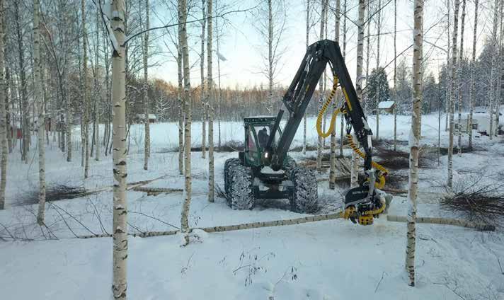 harvesterikoura neljällä karsintaterällä ja erinomaisilla