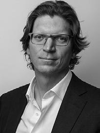 osakkeenomistajista Keskeinen työkokemus BrandBastion Ltd:n toimitusjohtaja, hallituksen jäsen ja perustaja Oy Group Dash Ab:n hallituksen puheenjohtaja Jenny Wolfram Ab:n hallituksen jäsen ja