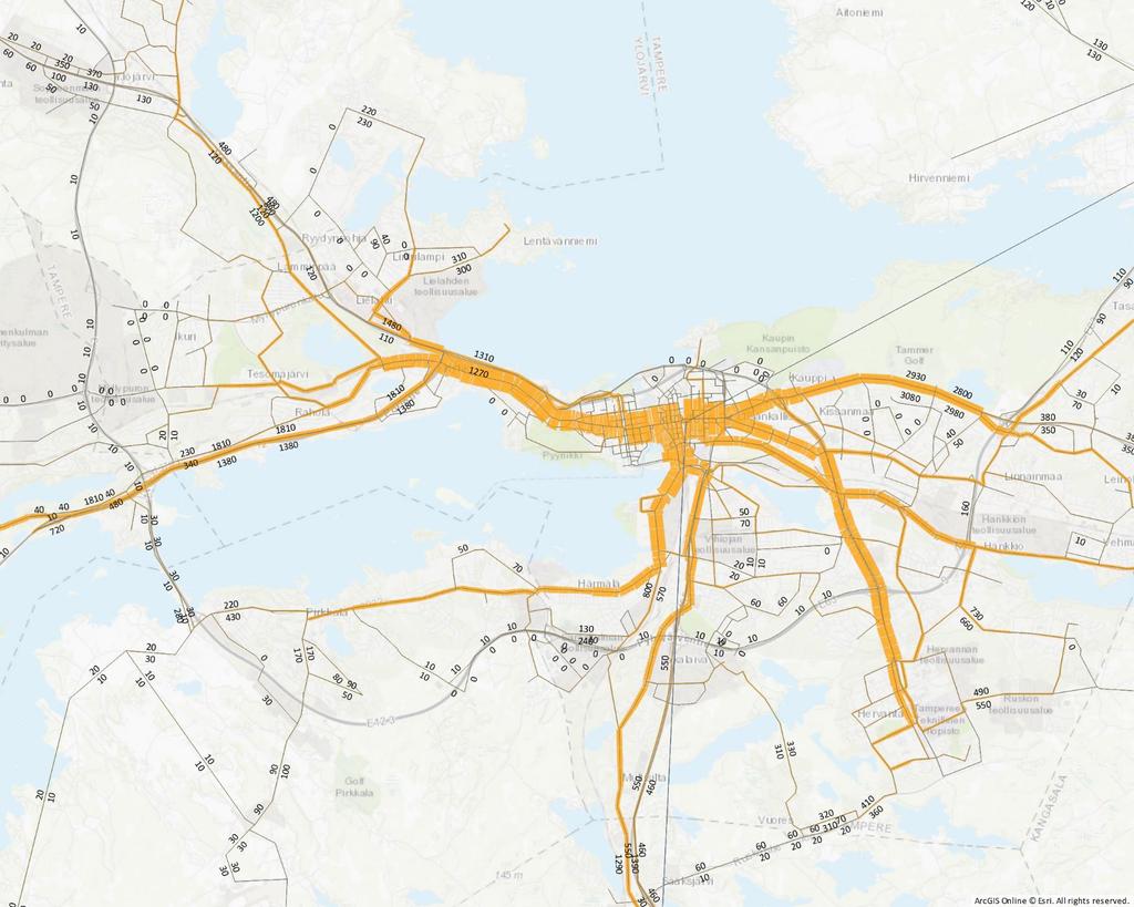 Joukkoliikenteen matkustajat (Paikallisliikenne 2017) 6 4 Tampereen seudun liikennemallin nykytilanteen (2017) mukaiset paikallisliikenteen matkustajamäärät ja osuudet (%) kokonaisliikenteestä on