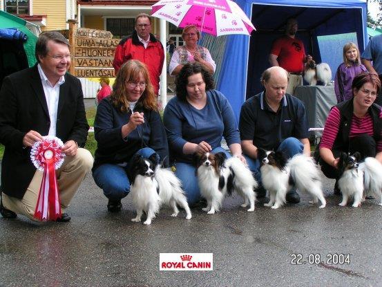 Eri/- (val) Sinceres Gold Gardenia, om. Pia Alatalo, M Eri/- (val) Zanilla's Damayanti, om. Marjo Heikkinen, L Kasvattajaluokka BIS1-kasv, ROP-kasv, KP/1 Sinceres Kennel, om.