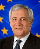 POLIITTISET ELIMET SISÄLLYS 4 Euroopan parlamentin vara puhemiehen Dimitrios Papadimoulisin esipuhe 5 Jäsenet 6 Naisten edustus Euroopan parlamentissa ja kansallisissa parlamenteissa
