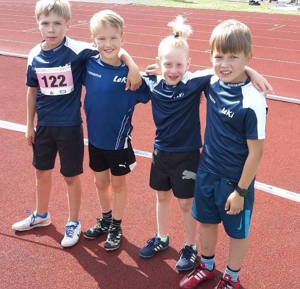 17-v piiriottelu (HämSY:n joukkue) LeKi-edustajat Hämeenlinnan piiriottelussa Milla Ala-Lahti (N17 800m 5.) Santtu Heikkinen (M17 800m 2.) Leevi Lipponen (M17 moukari 3.) Juha Närhi (M17 moukari 7.