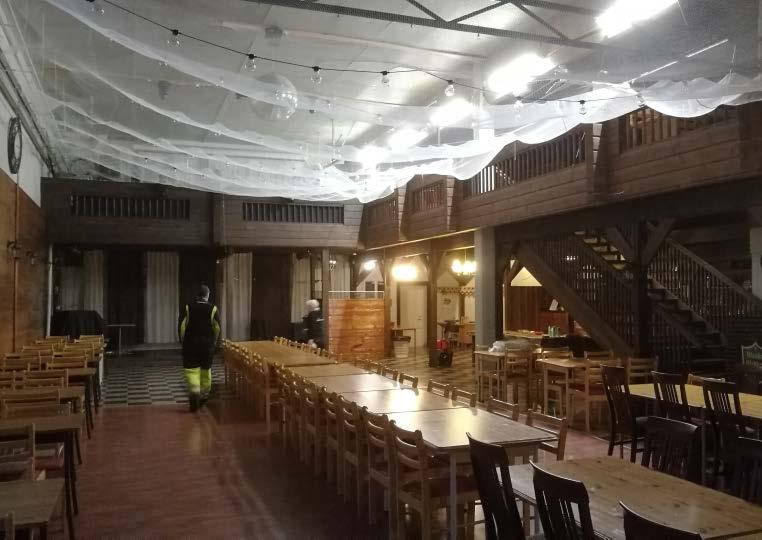 Kesa teatterissa vuorostaan ka vi vuonna 2018 noin 3,500 ihmista ja museossa kymmenia ihmisia pa ivitta in.