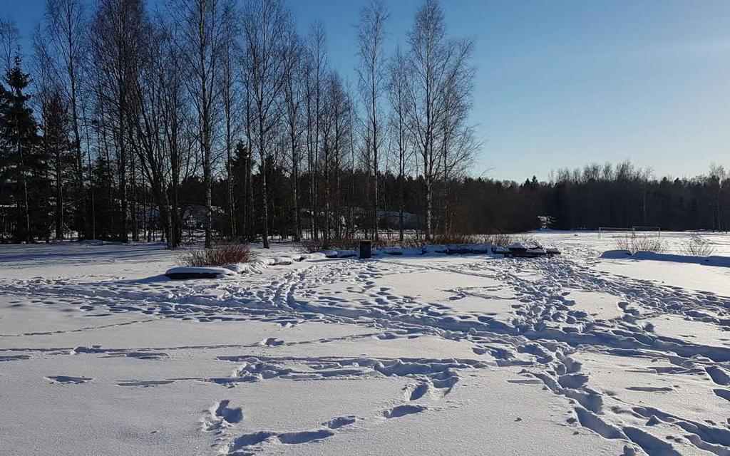 C Sarvastonkaaren alue ja aluepuisto Aluetta kehitetään pääasiassa asumisen, puistojen, virkistys- ja liikuntapalvelujen sekä lähipalvelujen käyttöön. Korttelitehokkuus on pääasiassa alle 0,4.