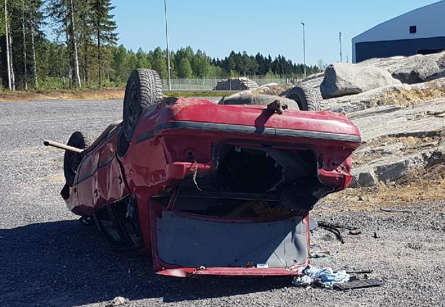 Palvelu: Rakennusvalvonta Vastuuhenkilö: Sari Valjakka TA 2018 (valtuusto) TA 2018 + lmr TP 2018 Toteutuma % TP 2018/ TA 2018+lmr Rakennus- ja toimenpideluvat Luvat kpl 600 600 522 87,0 Katselmukset