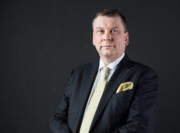 Vakuutusyhtiö Kalevan ja Alma Media Oyj:n hallitusten puheenjohtaja, Topdanmark A/S:n, Keskuskauppakamarin ja BenCo Insurance