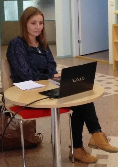 Elokuussa Iin kirjastossa vietettiin Muusajuhlia. Vieraina olivat kirjailija Jari Järvelä, runoilija Heli Slunga ja suomentaja Mirka Ulanto.