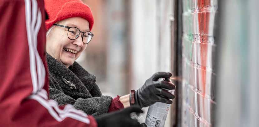 Näin osallistut Rekisteröidy mukaan kampanjaan osoitteessa 100minuuttiataidetta.taike.fi Osallistu taiteeseen ja kulttuuriin vähintään 100 minuutin ajan viikossa. Kokeile rohkeasti uutta!