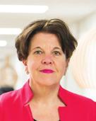 TEIJA TIILIKAINEN ULKOPOLIITTISEN INSTITUUTIN johtaja, Helsingin yliopiston hallituksen varapuheenjohtaja ja Firenzen Eurooppa-yliopiston osaaikaprofessori VÄITTELI TOHTORIKSI vuonna 1997 EU:n