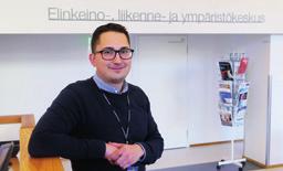 Mainos RekryKoulutuksen avulla osaajia yritykseen Kira Murto ELY-keskuksen koulutusasiantuntija Eino Alanko kannustaa yrityksiä hyödyntämään koulutusta uusien työntekijöiden rekrytoinnissa.