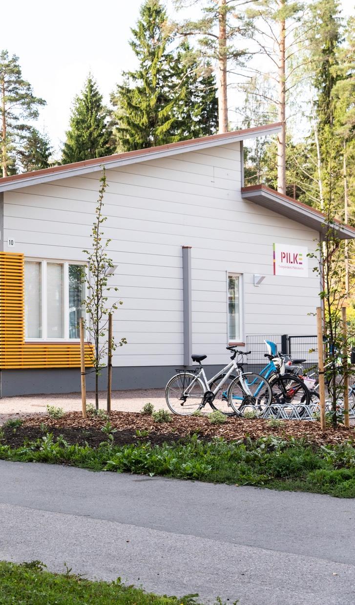 SIJOITUSKOHTEET Enemmistön sijoituskohteista on määrä olla päiväkoteja. Hirsirakenteiset päiväkodit rakennetaan Honkarakenteen painumattomasta hirrestä.