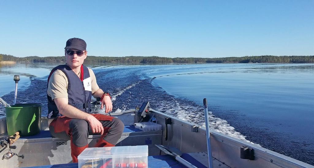 julkaisutiedot Tekstit: Tukes Kuvat: s. 1 ja 6 Hannu Mattila, s. 2, 8, 9 ja 15 Oskari Hanninen, s. 3 5, 7, 12 14 Emma Salminen, s. 10 venenostin Mikko Tuomi (Mixan Tecno Oy), s.