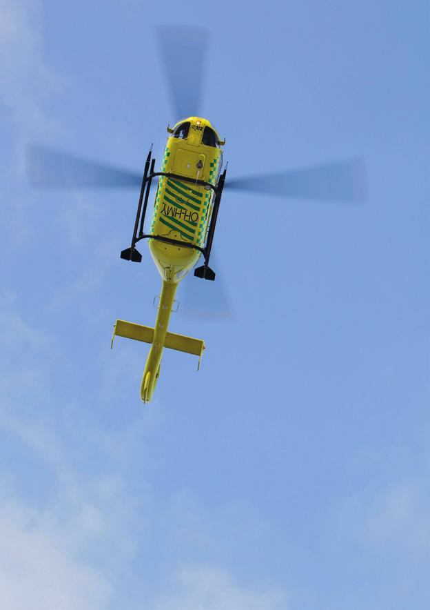 Myös lentoavustajina toimivat HEMS Crew Memberit (HCM) osallistuvat säännöllisesti simulaattori- ja teoriakoulutukseen.