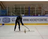 Jääkiekon Hockey Centre tietoresurssista löytyy 1061 oheis-/kuiva- ja 811 jääharjoitetta, joista liiketaitoa painottavia harjoituksia on 366 kappaletta.
