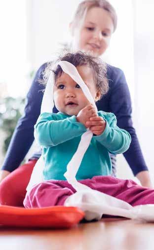 PUNAISEN RISTIN VIIKKO Punaisen Ristin viikolla opetellaan arjen ensiaputaitoja Punaisen Ristin viikkoa vietetään tänä vuonna 6. 12. toukokuuta.