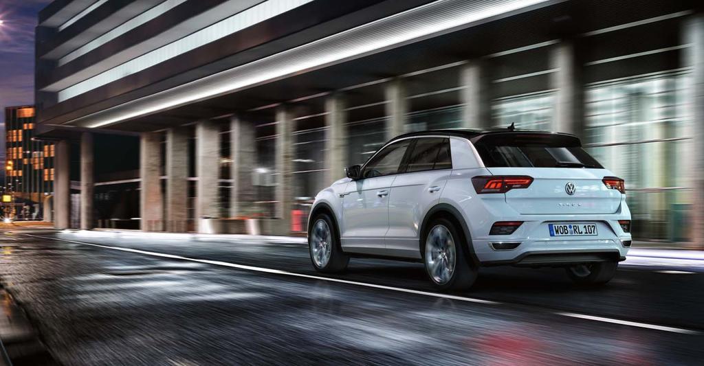 01 01 Täydennä autosi urheilullista muotoilua 18 tuuman Sebring-kevytmetallivanteilla värinään Grey
