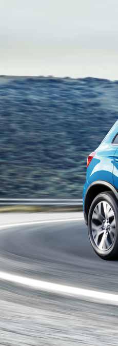 AKTIIVINEN KUMPPANI SEIKKAILUIHIN Uusi kompakti Mitsubishi ASX -katumaasturi takaa voimakkaan ajonautinnon tiellä kuin tiellä.