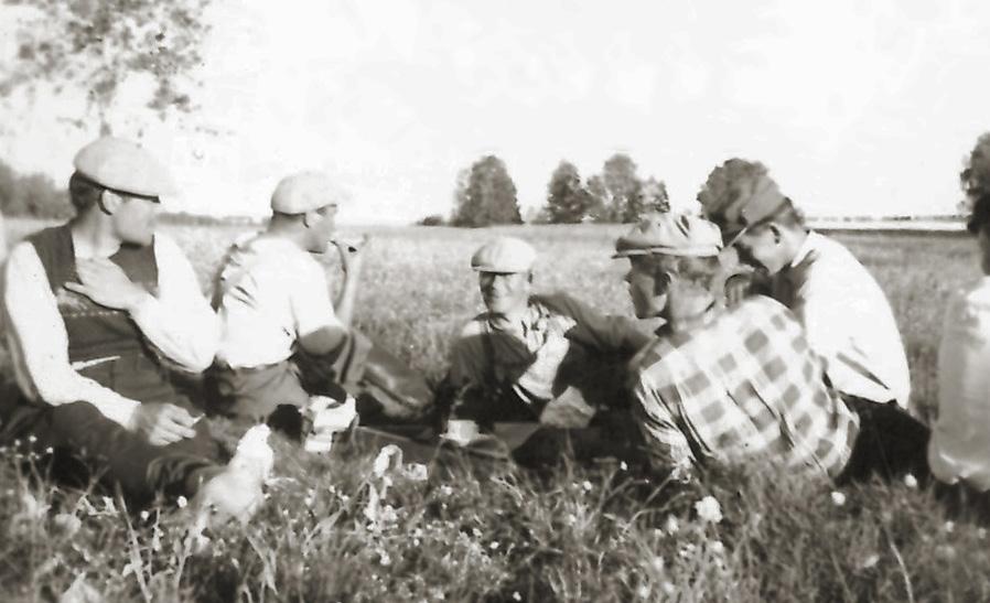 Kuva. Kullemiehiä 1950-luvulla. (Pentti Myllymäen kuva.