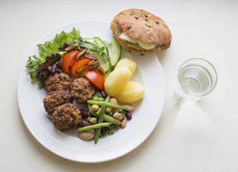 Kerätyistä näytteistä tutkitaan suoliston aineenvaihduntaa sekä suolistosyövän ja tyypin 2 diabeteksen riskitekijöitä. Tuloksia saadaan vuoden 2019 aikana.