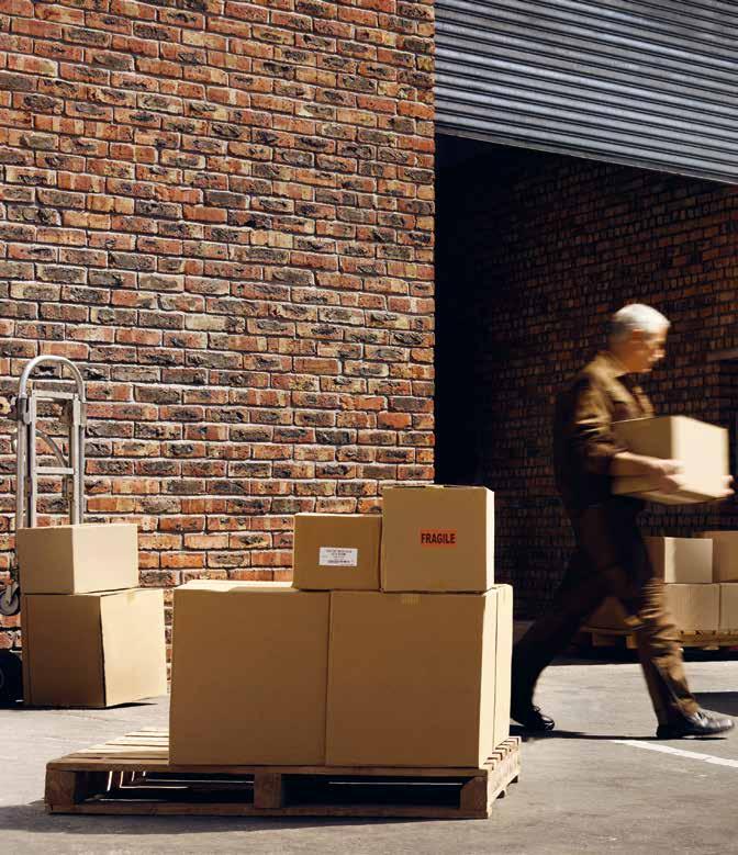 turvallisempi kuormaaminen. Transporter-umpipakettiauton tavaratila on toiminnoiltaan ja monipuolisuudeltaan esimerkillinen.