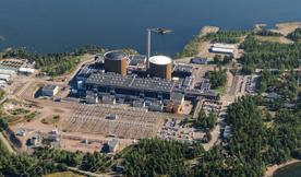 ydinenergialain mukaisesti huolehdittava omistamiensa Olkiluodon ja Loviisan ydinvoimalaitosten ydinjätteiden huoltoon kuuluvista toimenpiteistä sekä vastattava niiden kustannuksista.