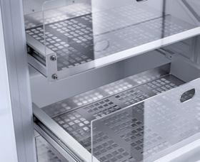 vetolaatikkoa Mitat (L x K x S): 422 x 580 x 393 mm Tuotenro: 9105203202 DOMETIC DS 601H