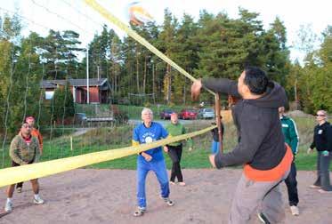 Keppariheppoja, frisbeegolfia, musiikkia ja hapatusopetusta Velkuan ja Livonsaaren alueella saattaa olla vähänlaisesti vakituisia asukkaita, mutta etenkin kesäaikaan kylillä vietetään todella