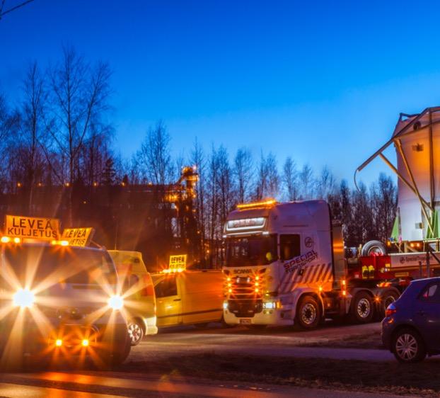 Osaamme erikoiskuljetukset Asiakaskohtaiset erikois- ja