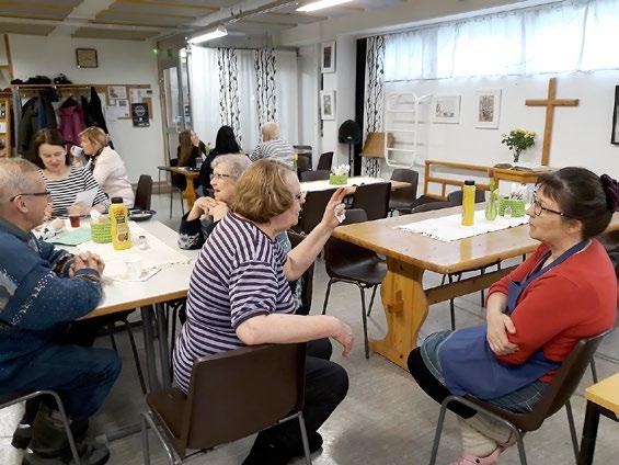 Itsenäisen seurakunnan perustaminen tuli ajankohtaiseksi, kun Lapin lähetyksen organisaatio muuttui 1990-luvun alussa ja Sodankylään sijoitetun Lapin lähetin toimi lakkautettiin.