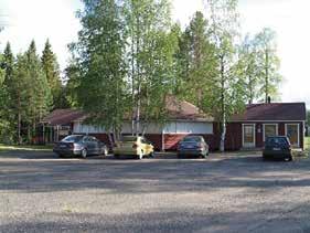 Kaikille avoin maanpuolustusjuhla on klo 13:30. Maanpuolustusjuhlan juhlapuheen pitää maakuntajohtaja Marko Korhonen. Kuvat Karjalan lennosto ja puolustusvoimat.