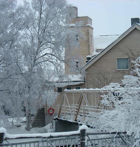 Pajasaaren perinteinen pikkujoulu la 18.11.2017 klo 18.00 JOULUINEN NOUTOPÖYTÄ TOTUTTUUN TAPAAN. TANSSIA JA ELÄVÄÄ MUSIIKKIA, MYÖS JOULUPUKKI PAKETTEINEEN. ILLALLISKORTTI 25 EUROA OVELTA.