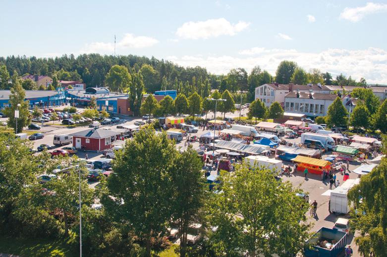 Rautapäivien pysäköintiohjeet Torstai 13.6. klo 18 perjantai 14.6. klo 18 Liikennöintikielto Harjukadulla välillä Tammelantien puoleinen torin liittymä R-kioskin kiinteistö.